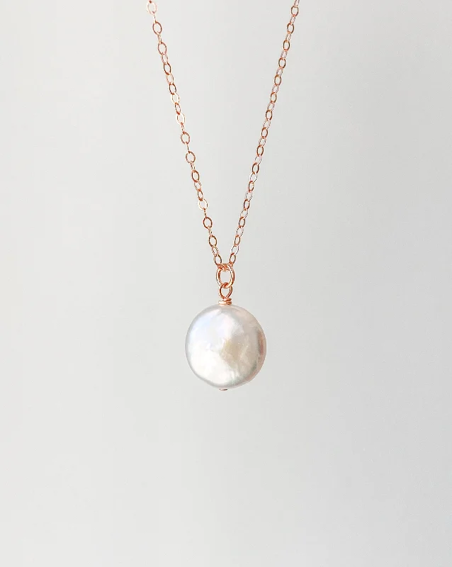 Trendy Name Necklace For Bridesmaids-Lua Pearl Necklace