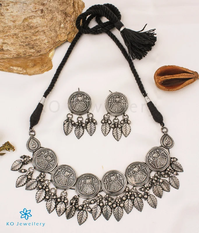 Trendy Crystal Necklace For Formal Events-The Bhagat Silver Choker Necklace Set