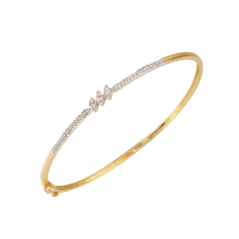 Trendy Wedding Bangles For Bridesmaids Jewelry Gifts-18KT (750) Yellow Gold And Diamond Bangle For Women