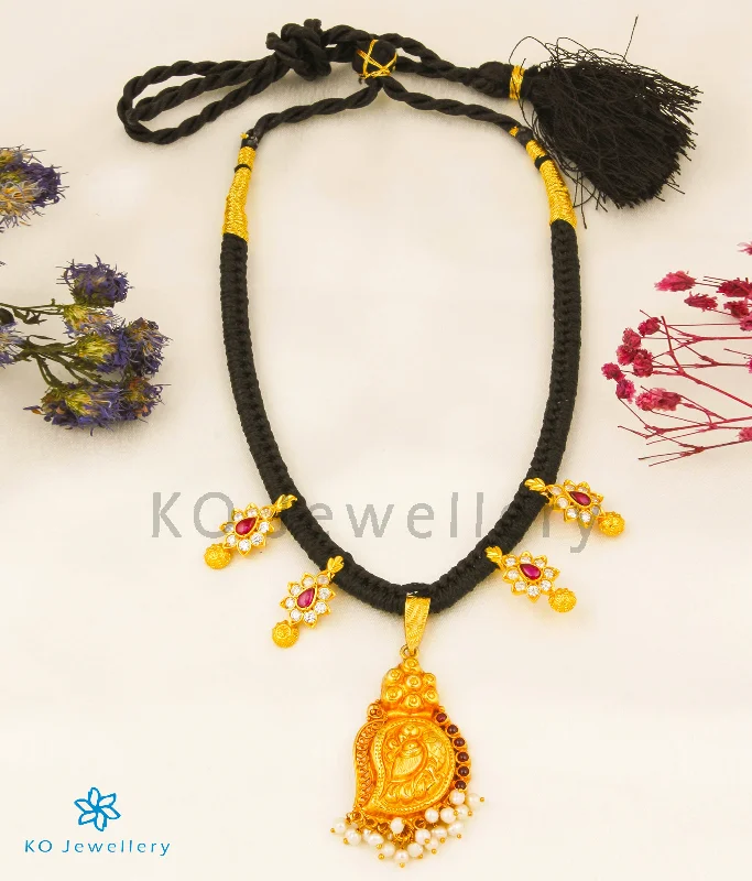 Gold Choker Necklace For Special Occasions-The Pavana Silver Peacock  Thread Necklace