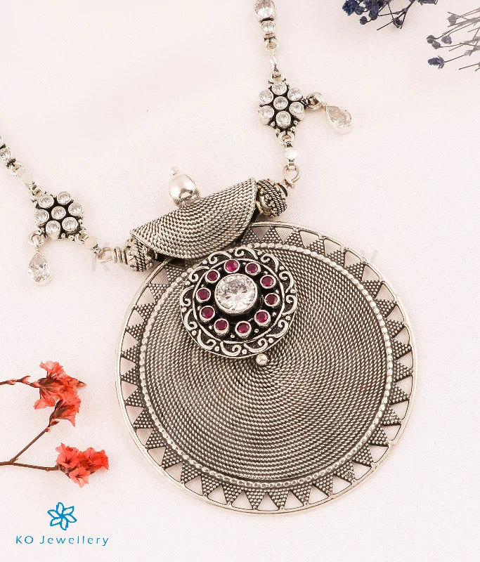 Unique Gemstone Pendant Necklace For Casual Look-The Dyutita Silver Antique Gemstone Necklace