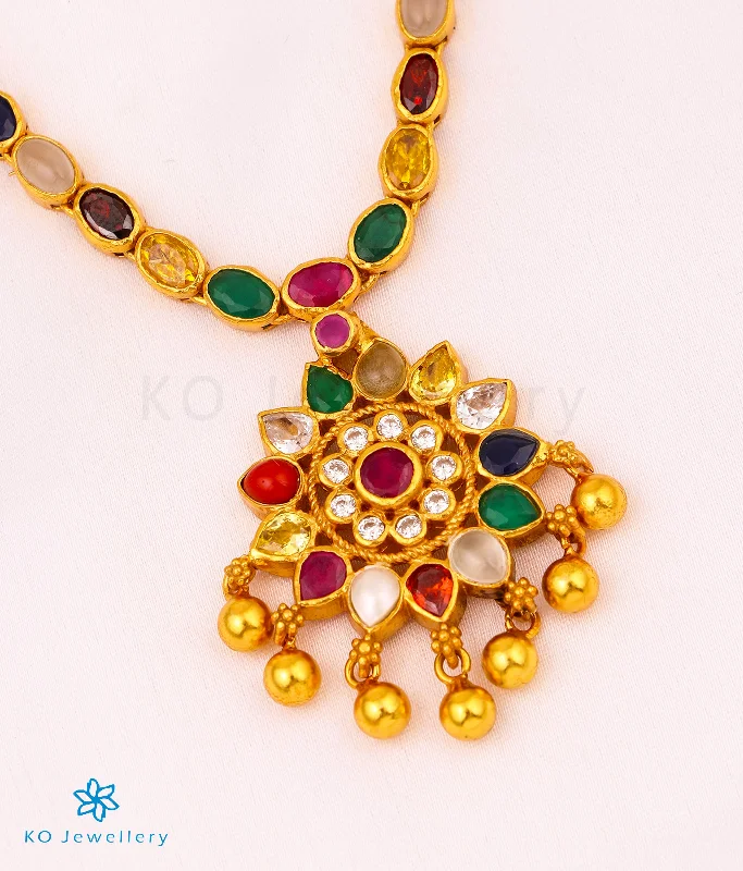 Trendy Crystal Pendant Necklace For Weddings-The Kannaki Silver Navarathna Necklace