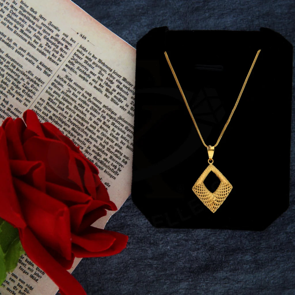 Handcrafted Gemstone Necklace For Casual Style-Gold Necklace (Chain with Kite Shaped Pendant) 21KT - FKJNKL21KM8415