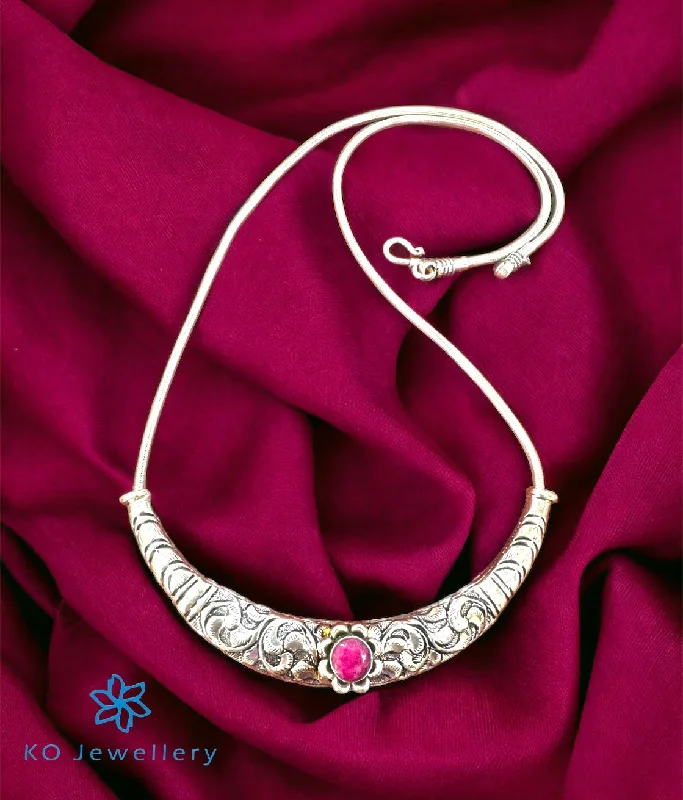 Luxury Gemstone Necklace For Bridesmaids-The Tishya Silver Chain Necklace