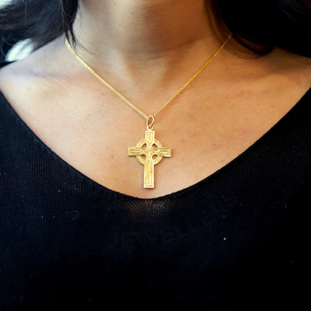 Trendy Pendant Necklace For Evening Wear-Gold Necklace (Chain With Celtic Cross Pendant) 21KT - FKJNKL21KM8567