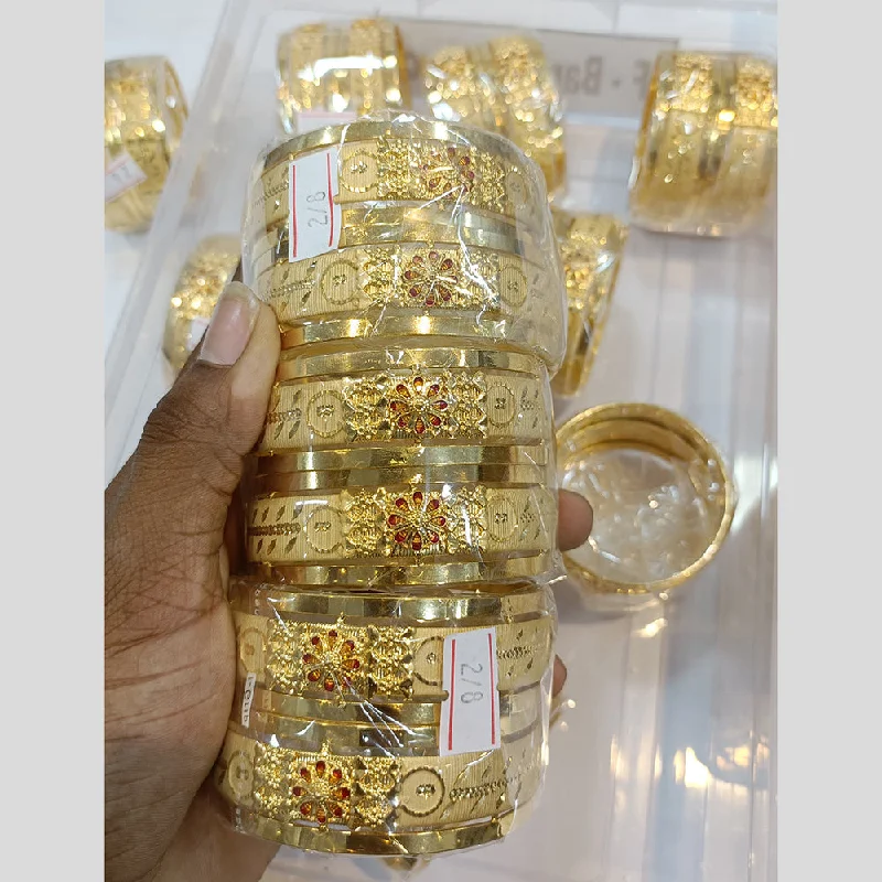 Sparkling Wedding Bangles For Special Jewelry-Pari Art Jewellery Forming Gold Bangles Set