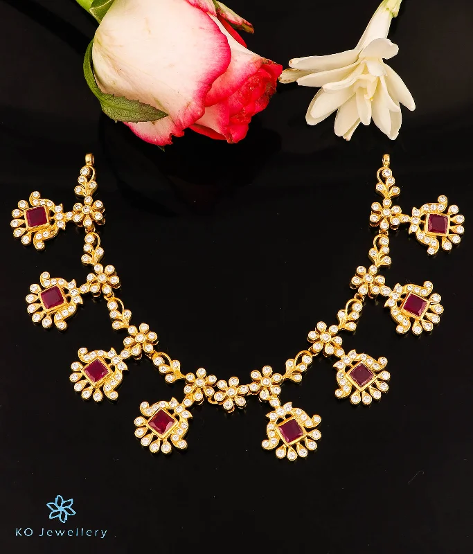 Simple Gold Necklace For Casual Wear-The Vaibhava Silver Kemp Necklace