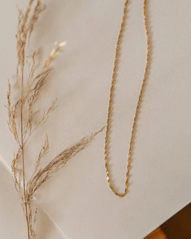 Handcrafted Gold Pendant Necklace For Weddings-Anne Chain Necklace