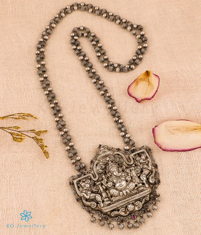 Trendy Layered Gold Necklace For Daily Wear-The Mahaganapati Silver Nakkasi Beads Necklace