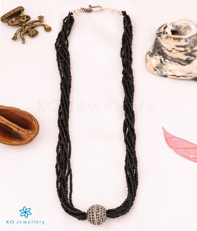 Sparkling Chain Necklace For Special Events-The Rujuta Silver Beads Necklace