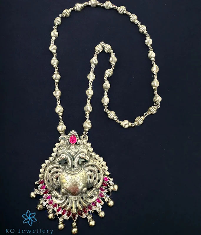 Simple Gemstone Pendant Necklace For Casual Style-The Madhav Silver Gandaberunda Necklace (Oxidised)